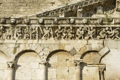 France, Nimes