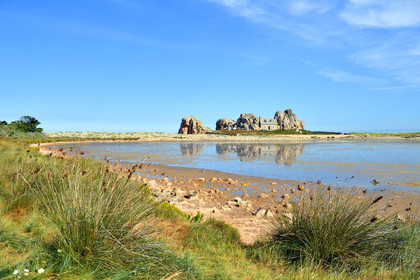 France, Plougrescant