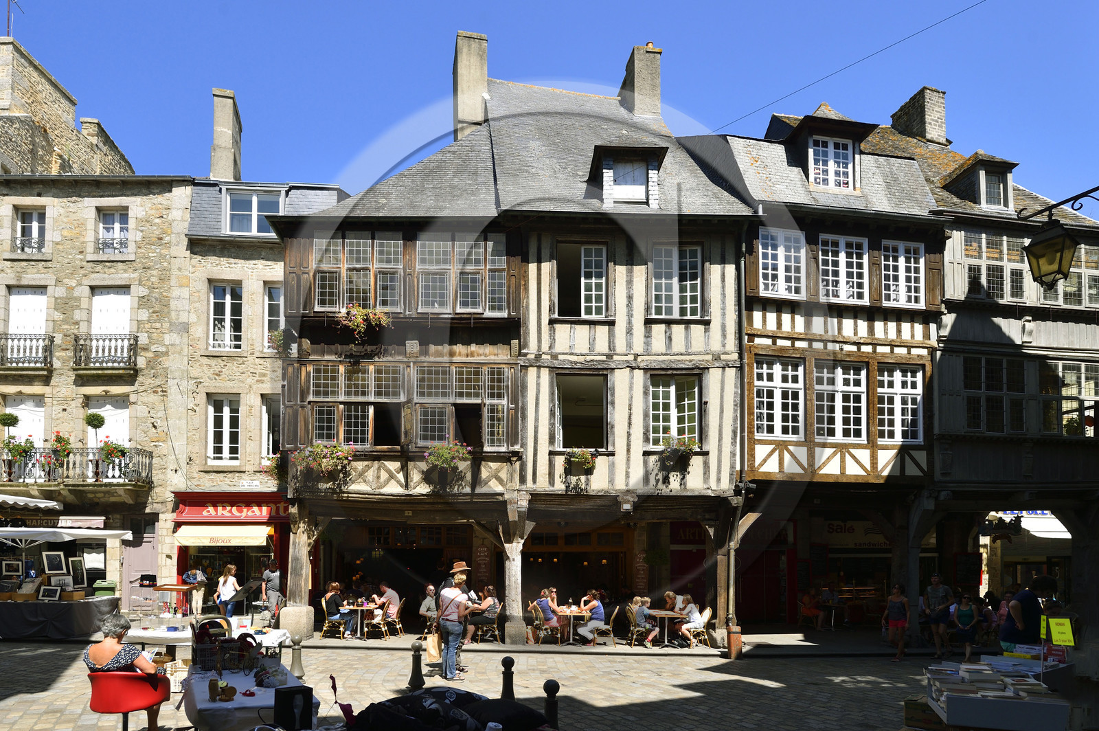 France, Dinan