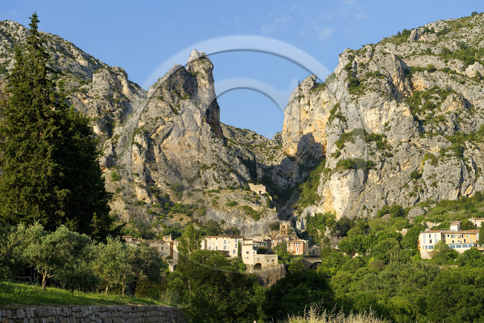France, Moustiers