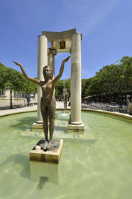 France, Nimes