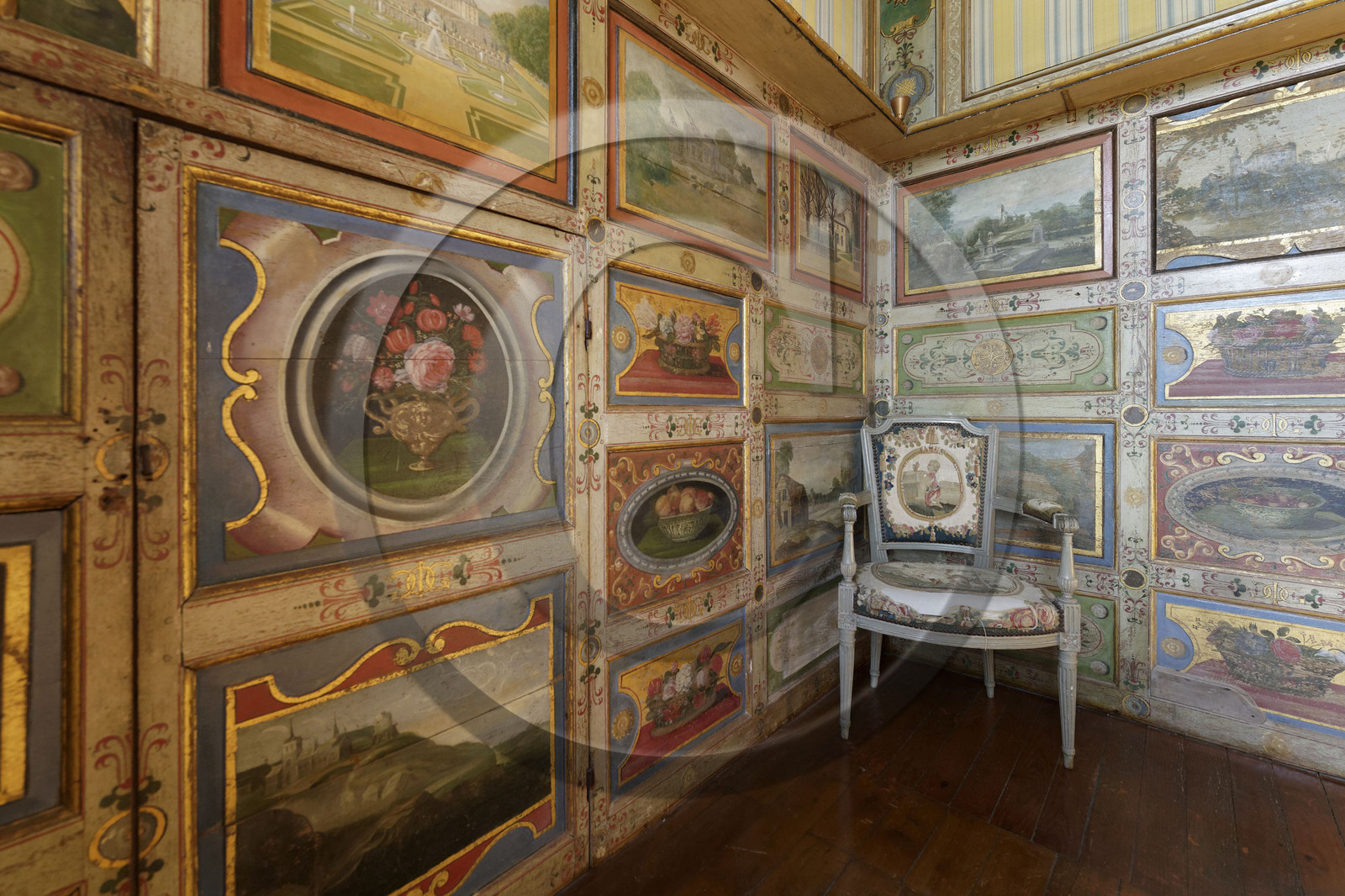 France charente rochefoucauld chateau surplombant tardoire