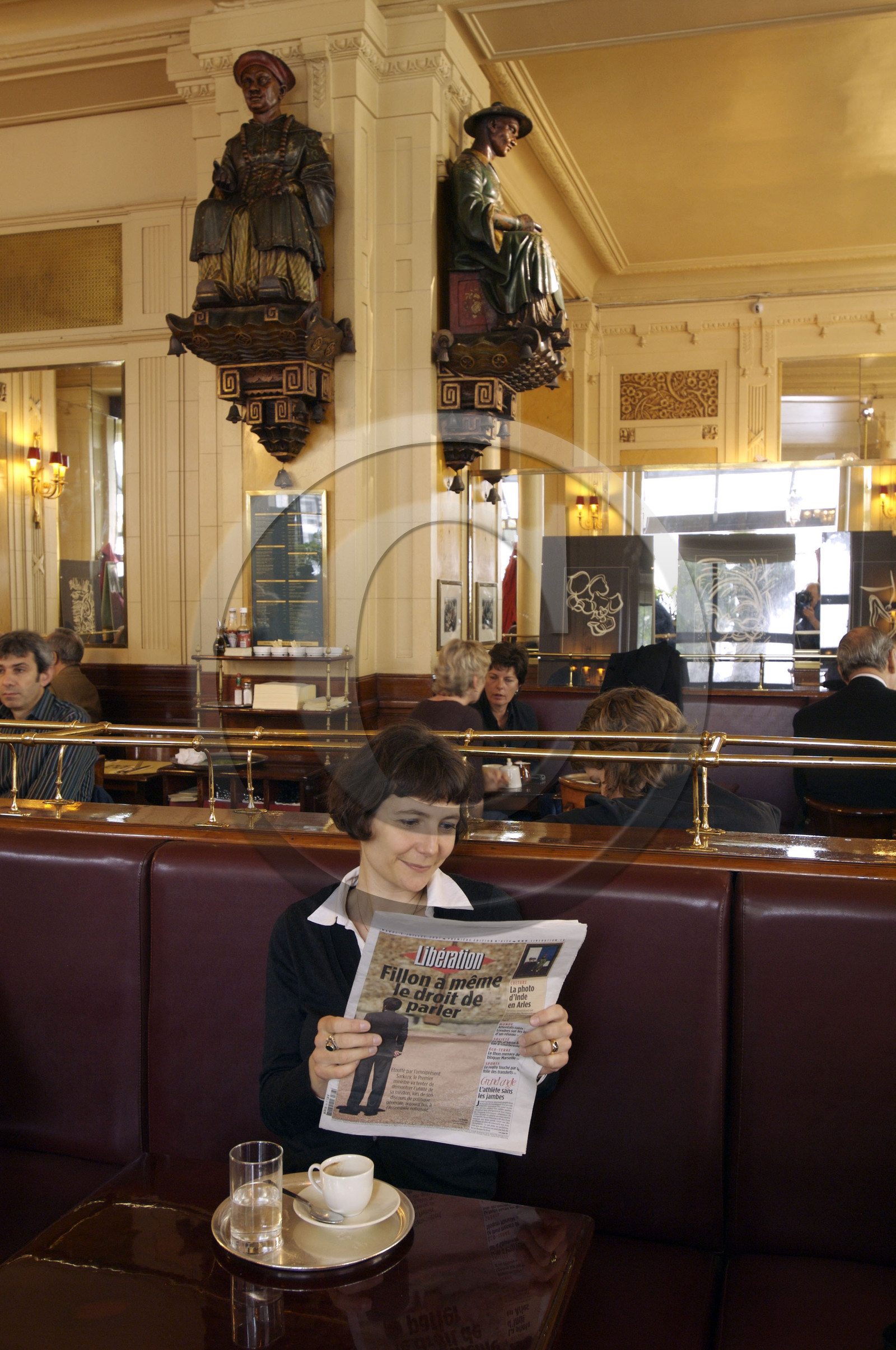 France, Paris, Saint-Germain, Café Les deux Magots