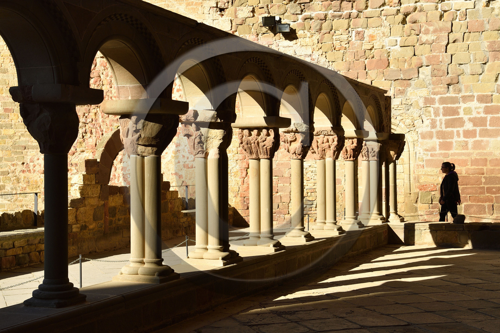 Espagne aragon jaca ermitage rupestre cloitre