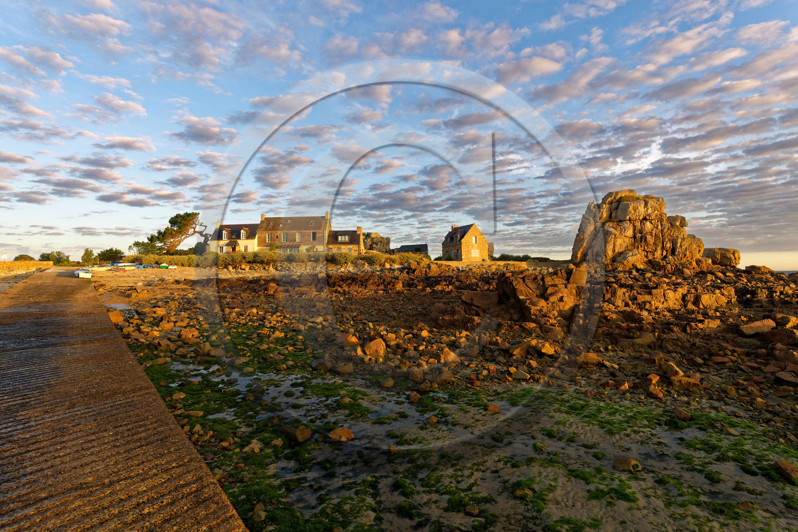 France, Plougrescant