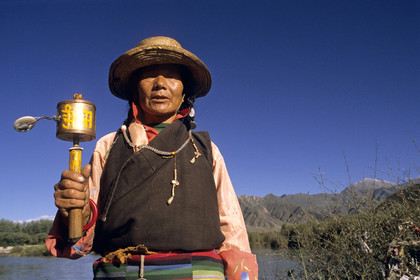 POTRAIT. TIBET