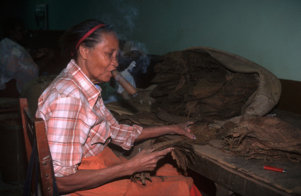 FABRIQUE DE CIGARES LA HAVANNE CUBA