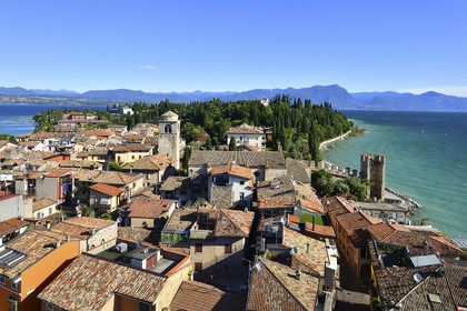 Italie lombardie lac garde sirmione vue