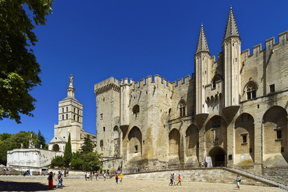 France, Avignon