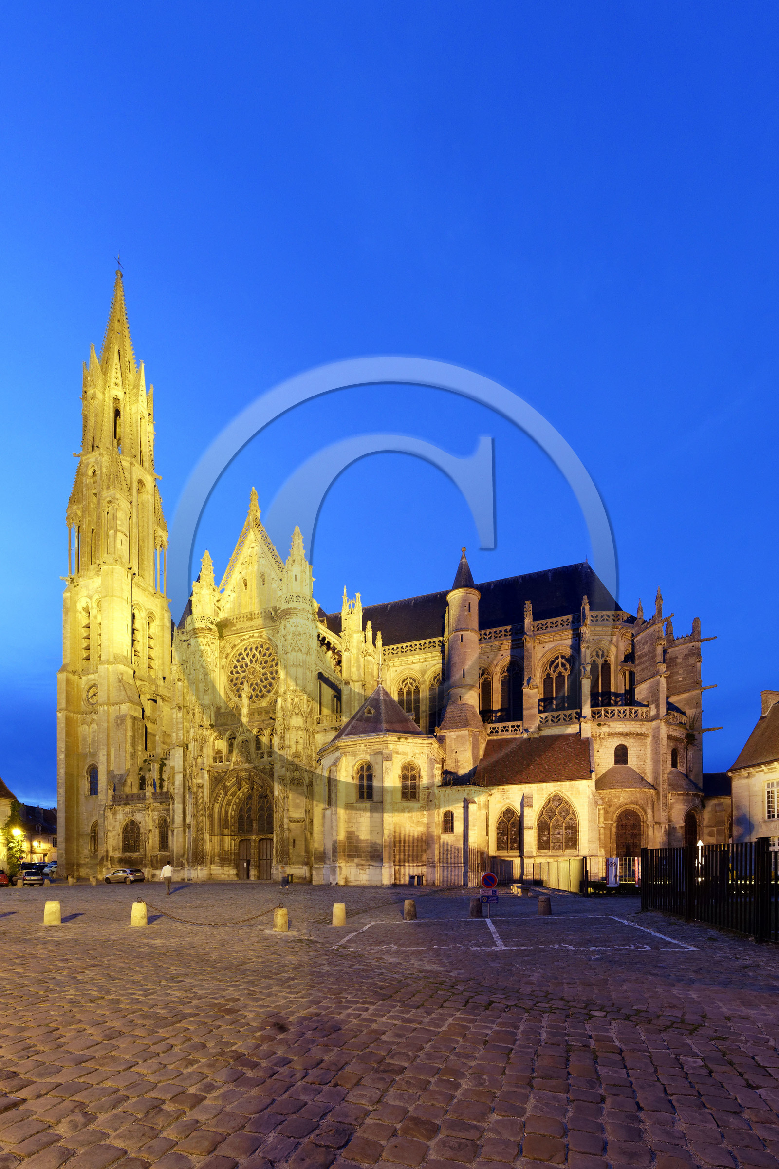 France, Senlis