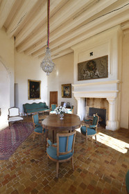 France charente rochefoucauld chateau surplombant tardoire