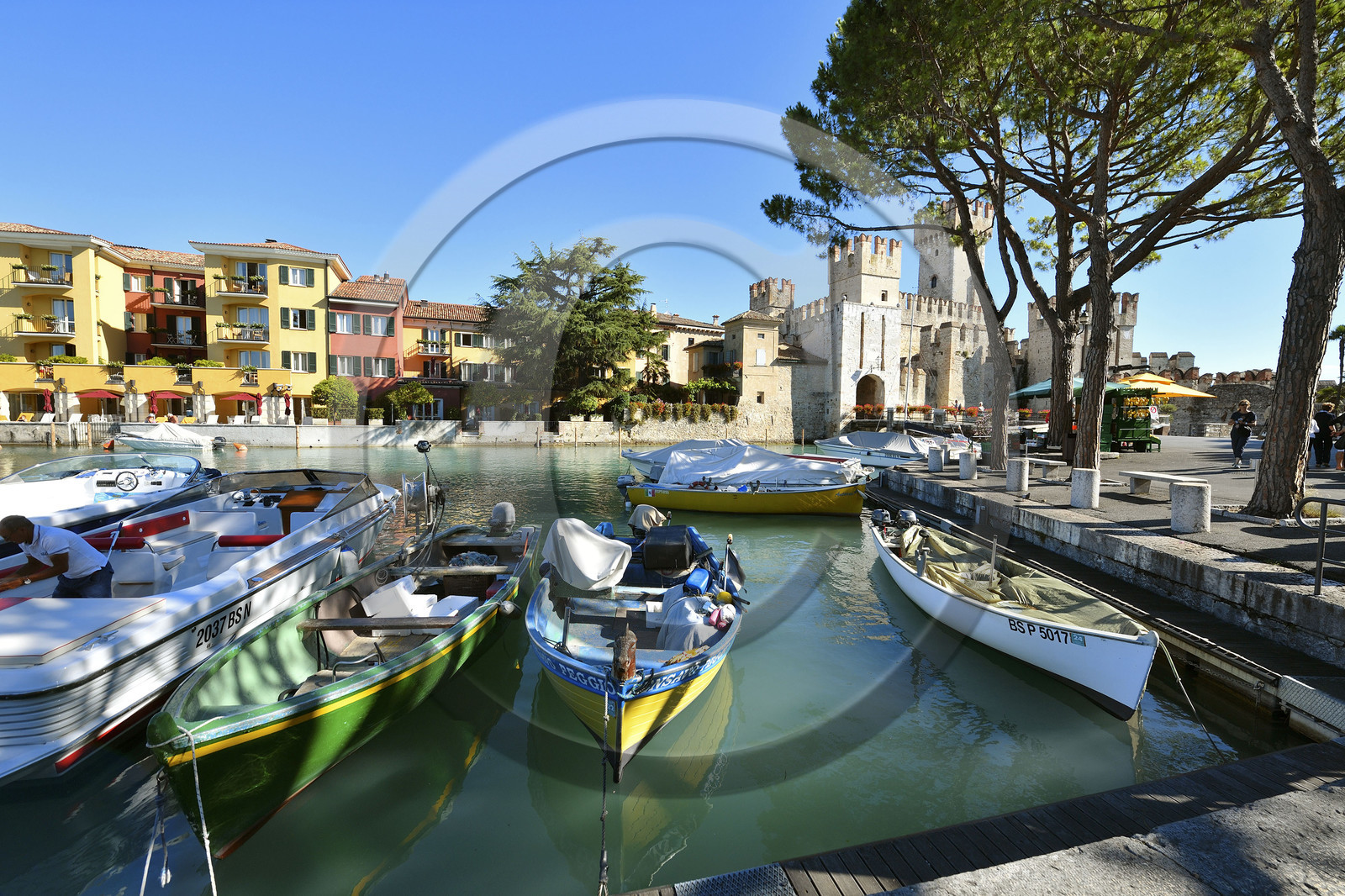 Italie lombardie lac garde sirmione chateau