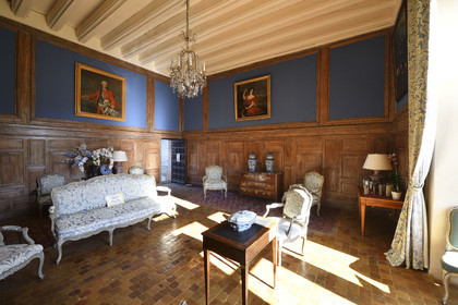 France charente rochefoucauld chateau surplombant tardoire
