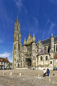 France, Senlis