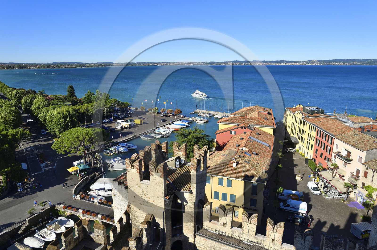 Italie lombardie lac garde sirmione chateau