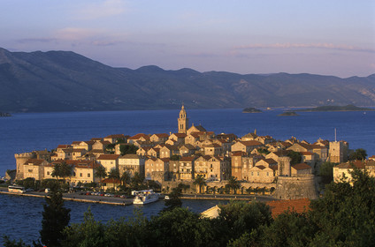 VILLE ET ILE DE KORCULA. CROATIE