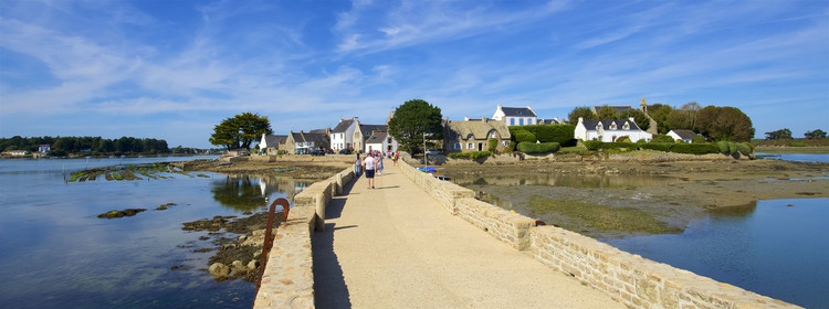 France, St Cado