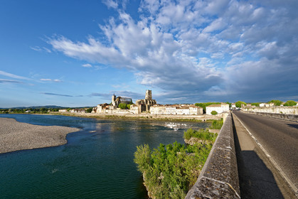 France, Pont St-Esprit