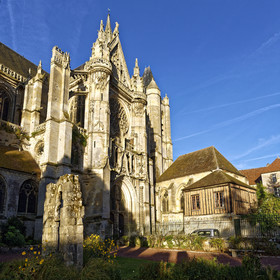 France, Senlis