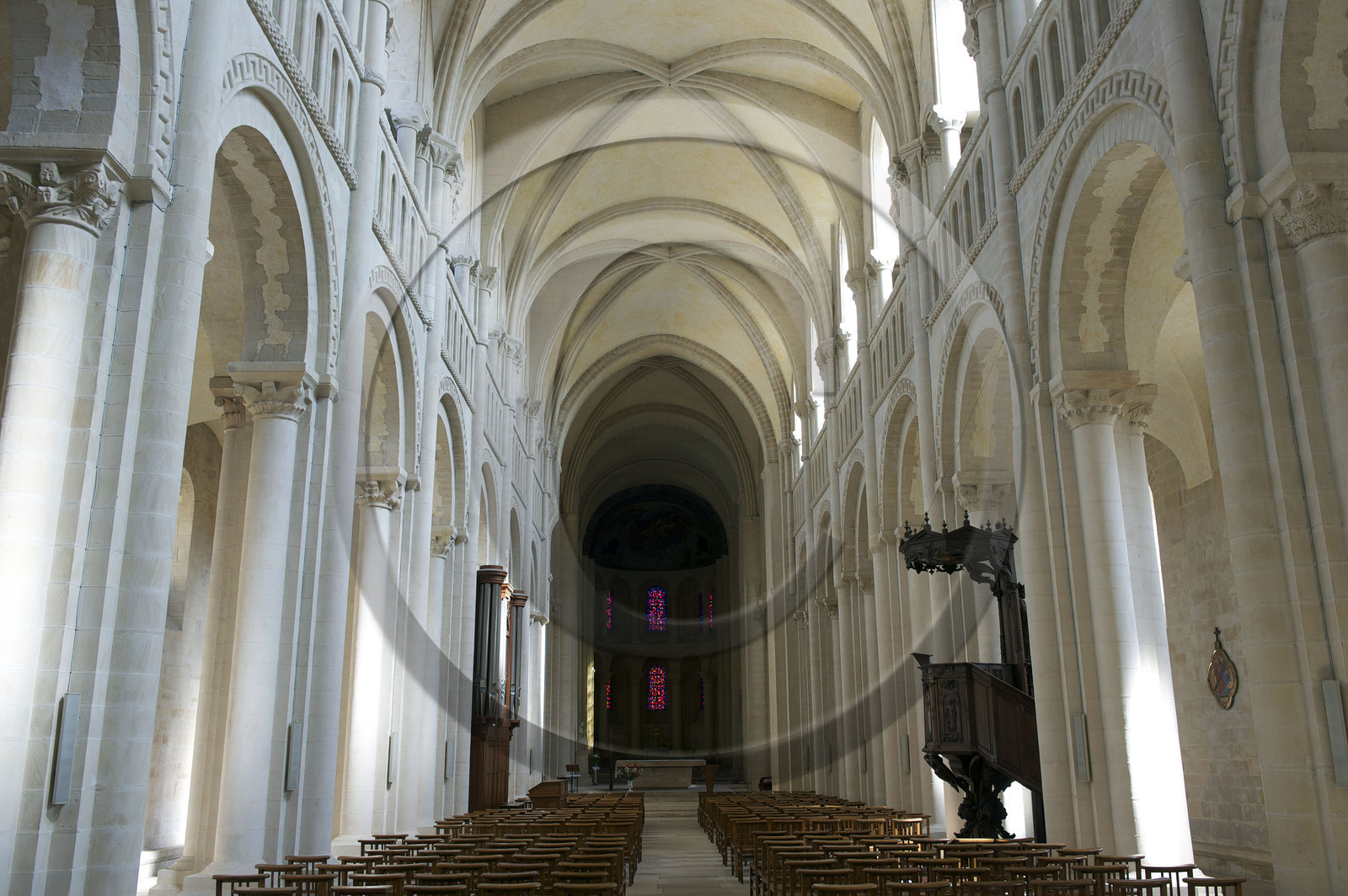 France, Caen
