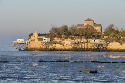 France charente maritime estuaire gironde saintonge talmont sur gironde