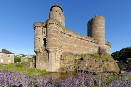 France, Fougeres