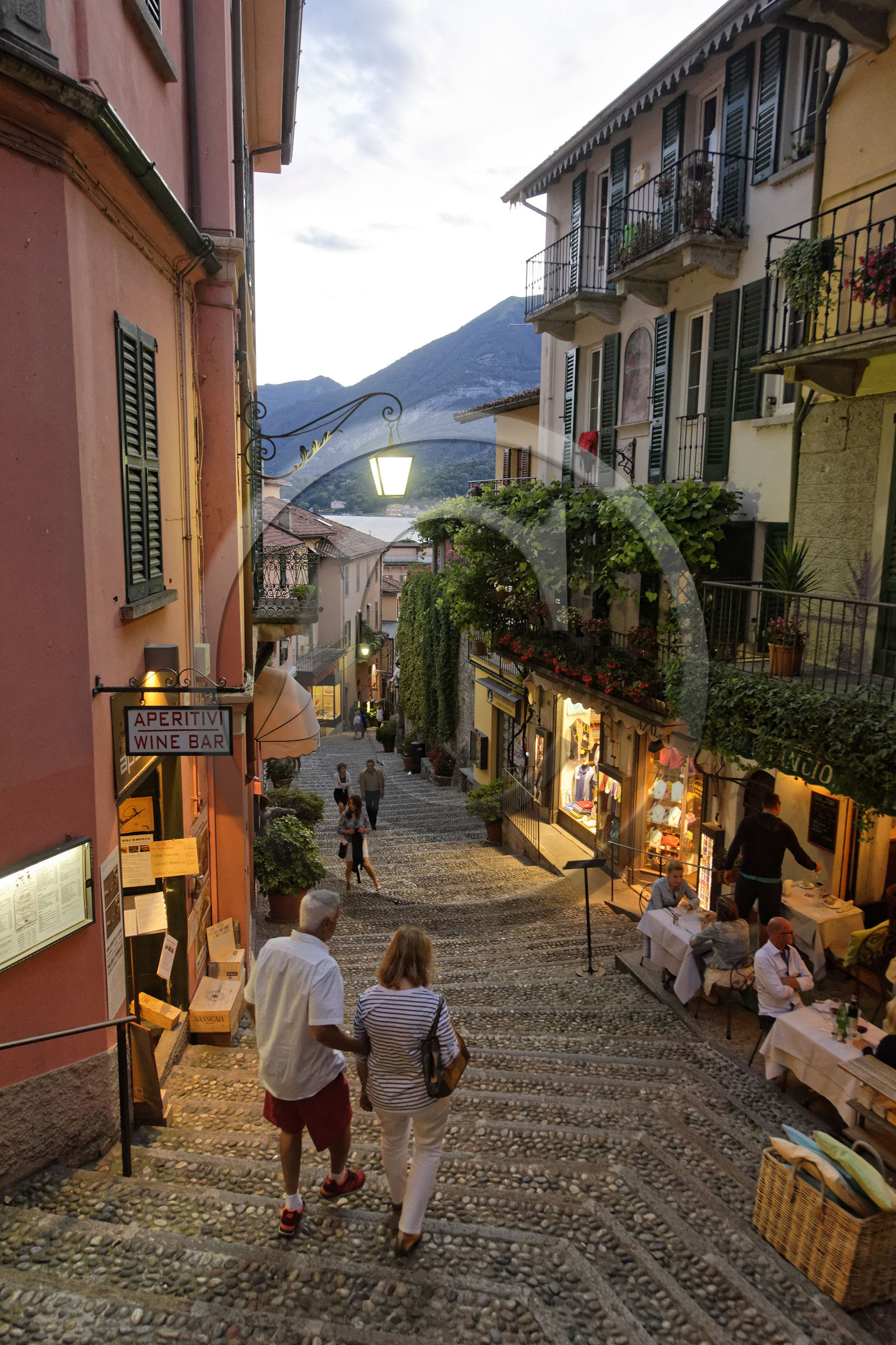 Italie lombardie lac come village bellagio