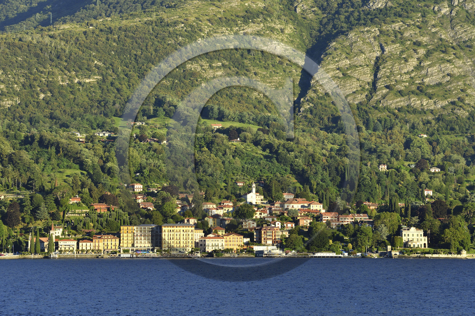 Italie lombardie lac come village tremezzo