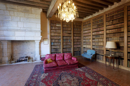 France charente rochefoucauld chateau surplombant tardoire