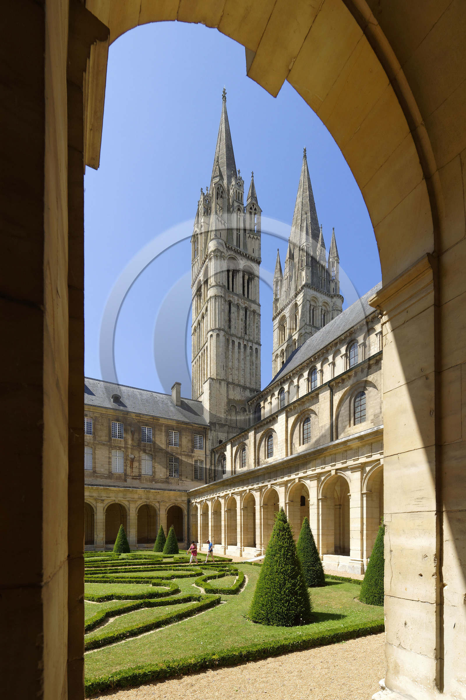 France, Caen