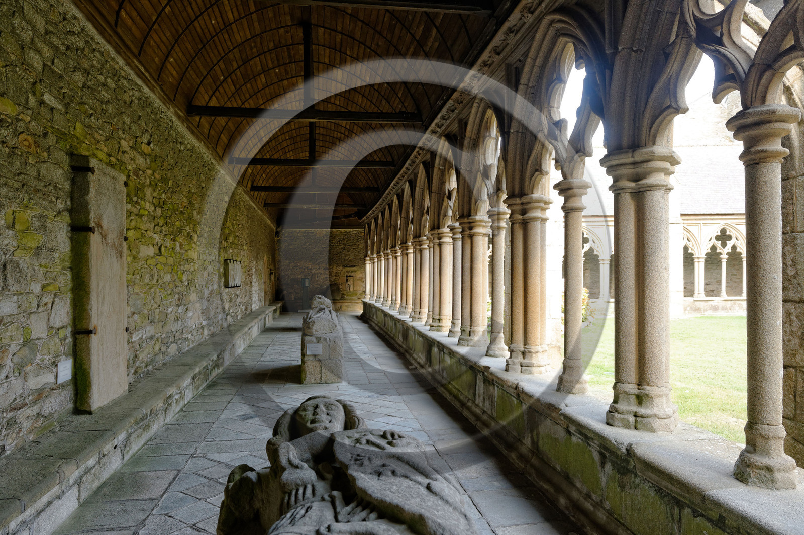 France, Treguier