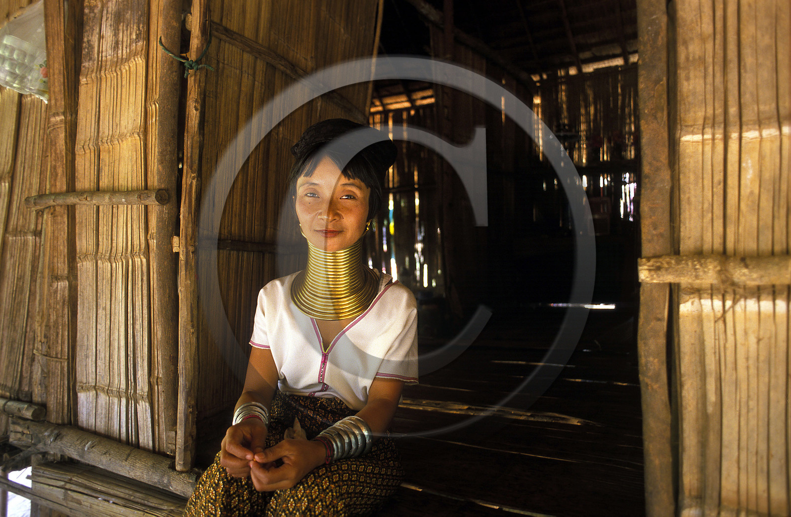 THAILANDE   VILLAGE DU NORD