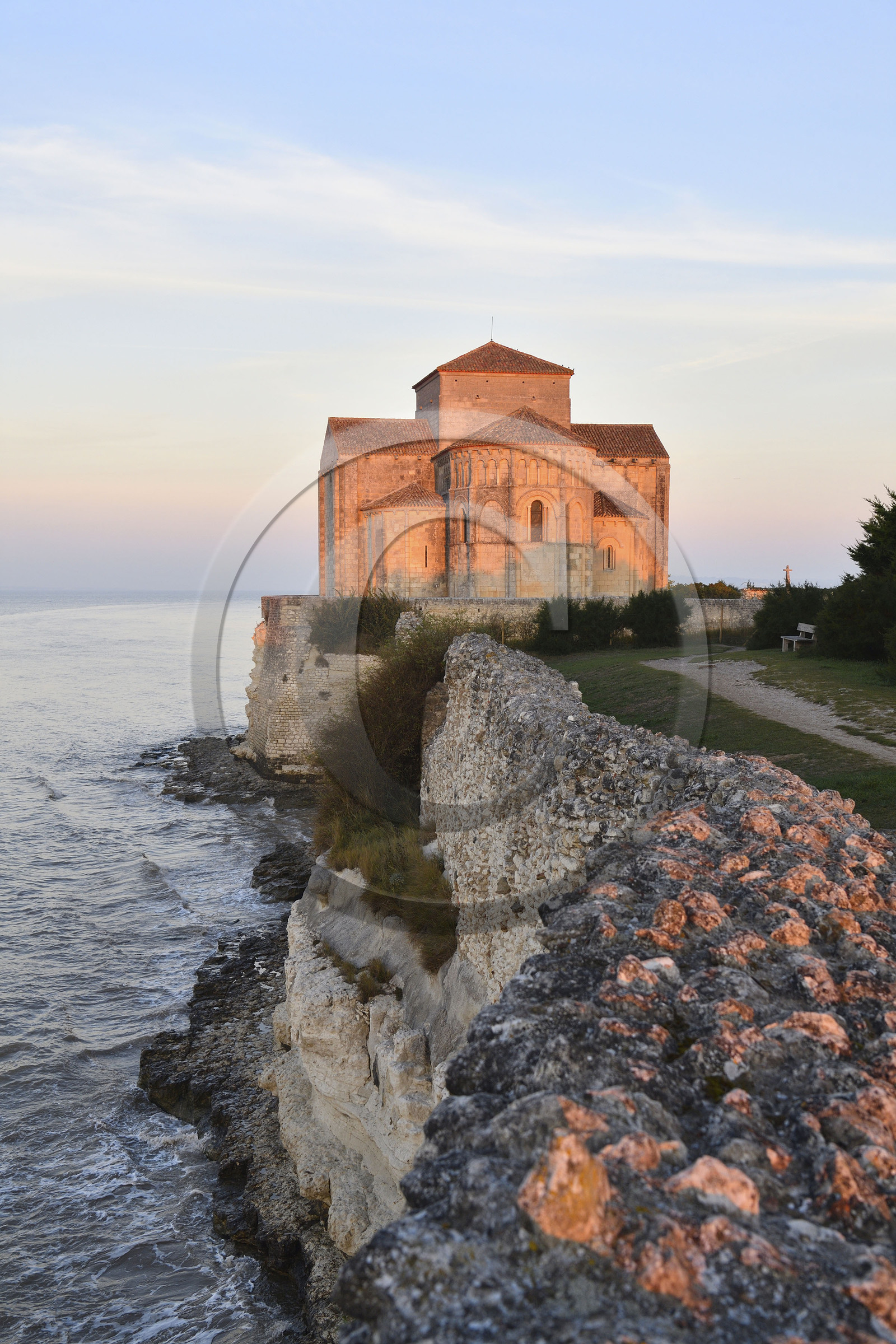 France charente maritime estuaire gironde saintonge talmont sur gironde