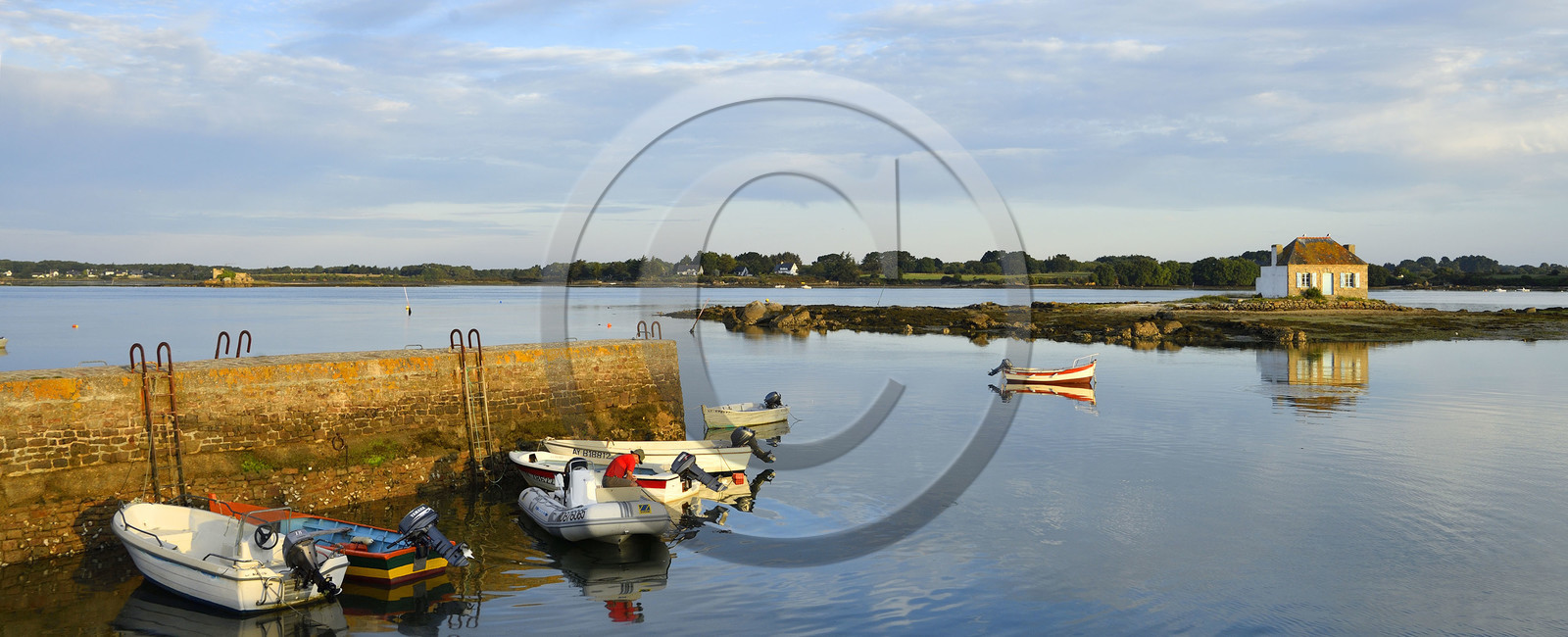 France,  St Cado