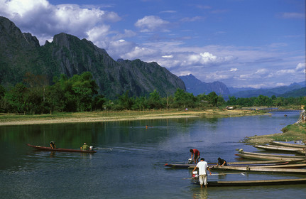 LAOS VANG VIENG