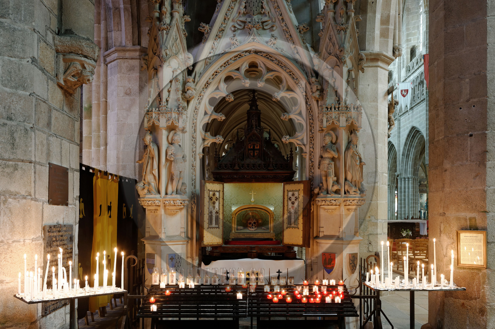 France, Treguier