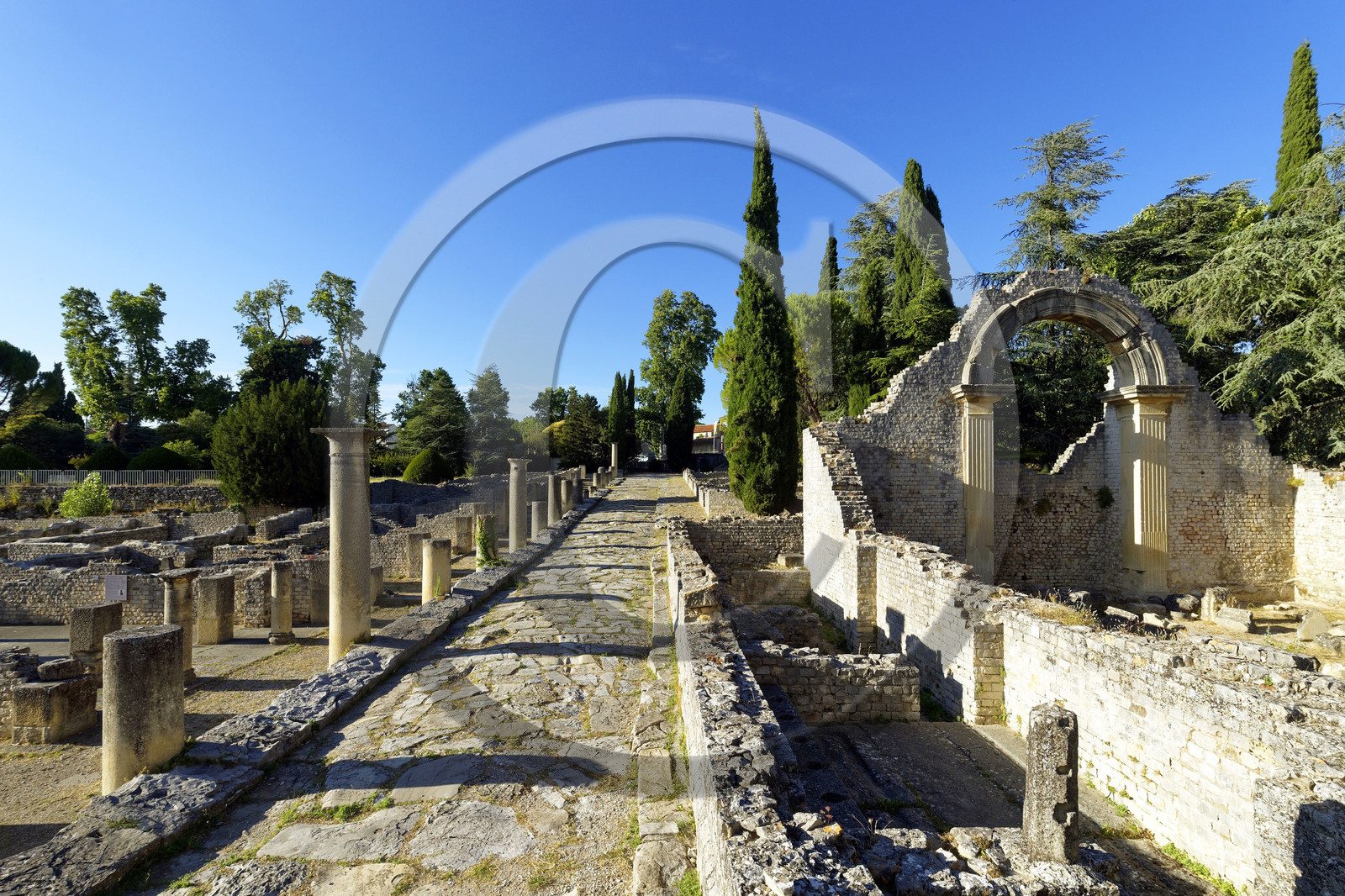 France, Vaison