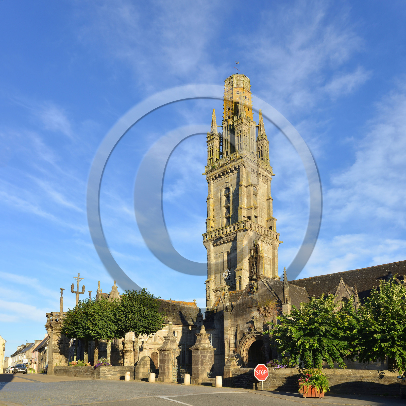 France, Lampaul-Guimiliau