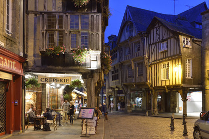 France, Dinan