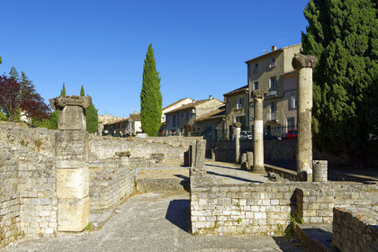 France, Vaison