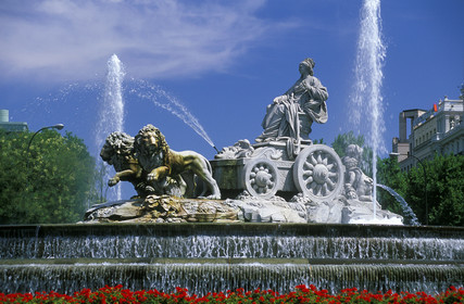 ESPAGNE   CASTILLE   MADRID FONTAINE SUR LA PLAZA DE CIBELES
