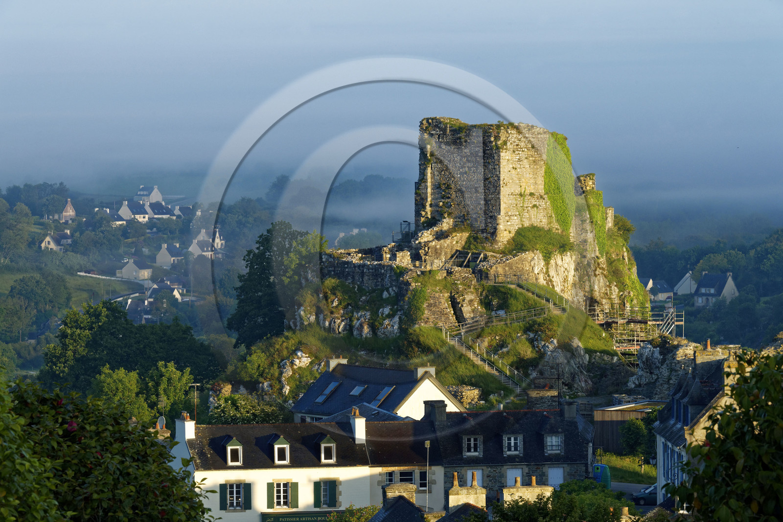 France, Roche Maurice