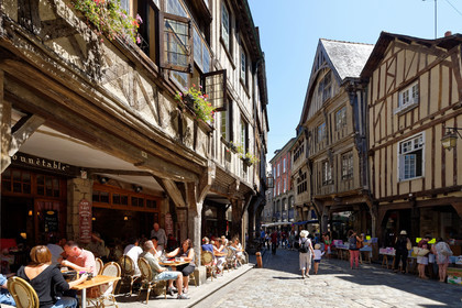France, Dinan