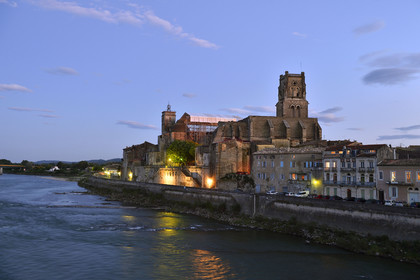 France, Pont St-Esprit
