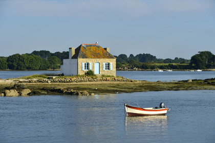 France,  St Cado