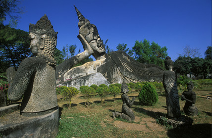 LAOS VIENTIANE.VAT PHA THAT LUANG
