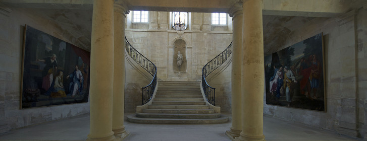 France, Caen