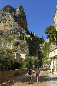 France, Moustiers