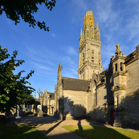 France, Lampaul-Guimiliau