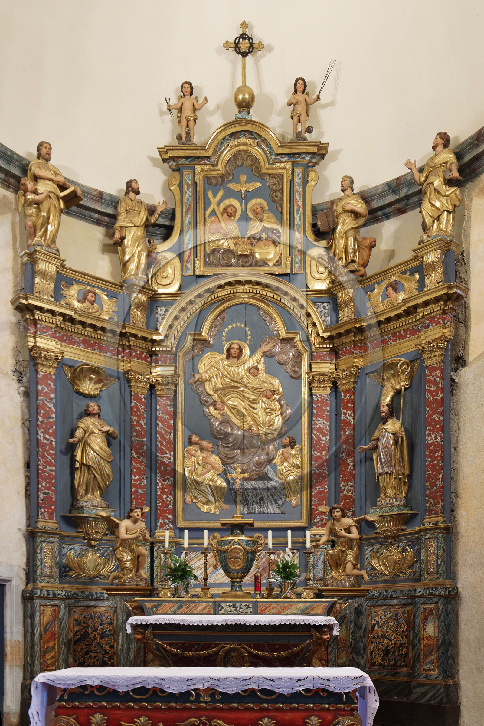 France hautes pyrenees vallee louron arreau eglise